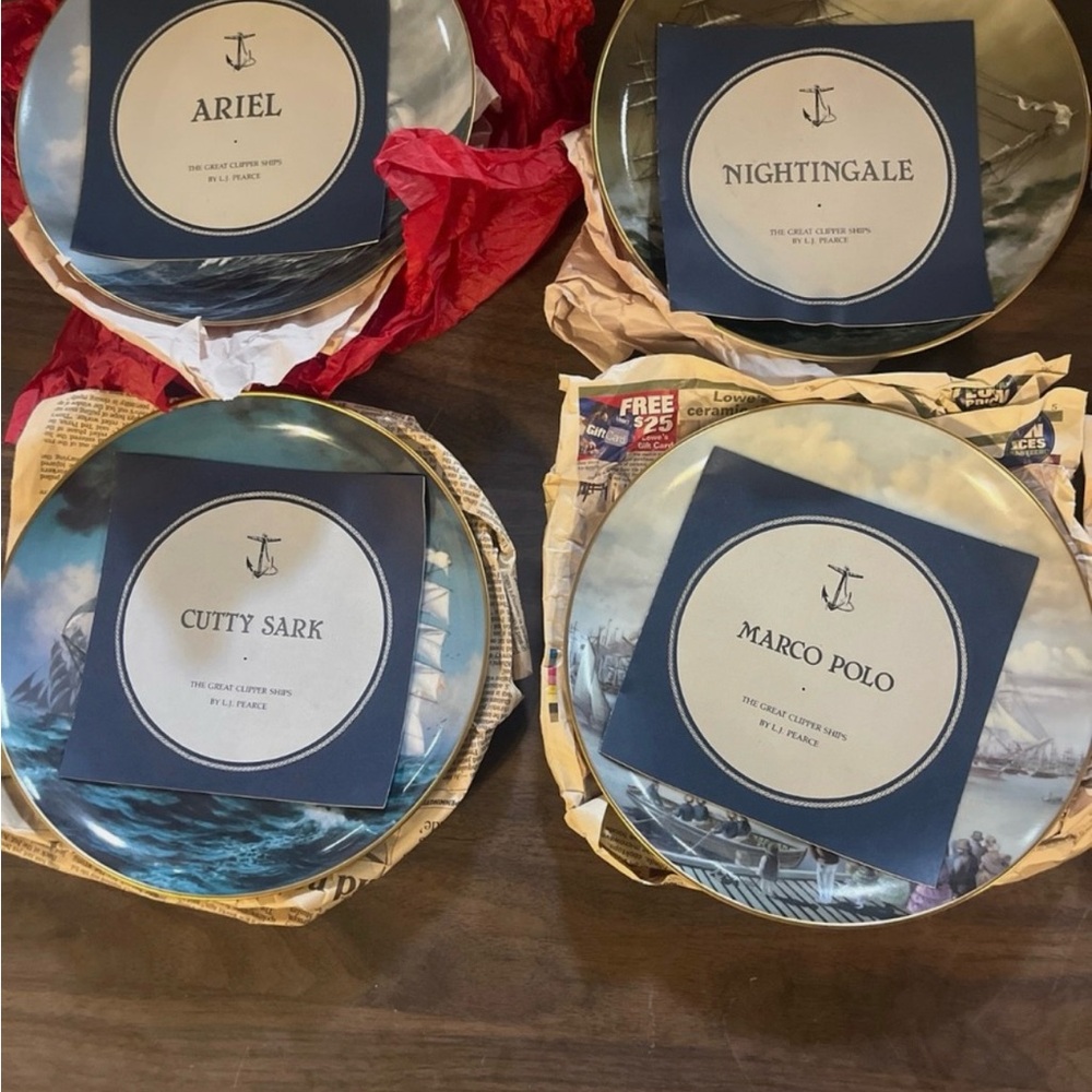 “The Great Clipper Ships” Collectors Plates. Mint Condition With Name Booklets